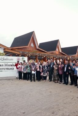 Gerakkan Ekonomi Masyarakat Pesisir Lewat Hilirisasi Berbasis Wisata, KNMP Banyuwangi Jadi Best Practise Delegasi Forum ASEAN