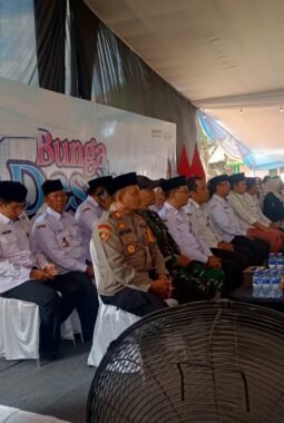 Bunga Desaku Motifasi Bupati Jember : Anak Kampung Bisa Sukses Asal Mau Belajar dan Bersekolah