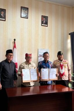 BNNK Banyuwangi dan Kwarcab Banyuwangi Teken PKS Penguatan Saka Pramuka Anti Narkoba