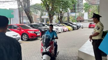 Wujud Kepedulian, Pegadaian Bantu Keluarga Nasabah Korban Kebakaran Bangkit Kembali