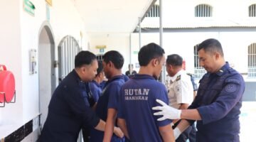 Rutan Kraksaan Geledah Kamar Hunian dan Tes Urine Warga Binaan