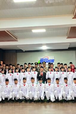 Peltu Naidi Wakili Danramil Hadiri Pengukuhan PASKIBRA Kecamatan Pinang