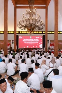 Gelar Tasyakuran Hari Kemerdekaan, Bupati Ipuk Ajak Elemen Masyarakat Doakan Pahlawan dan Gotong Royong Majukan Banyuwangi