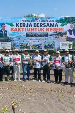 Banyuwangi Jadi Fokus Gerakan Mangrove LDII Jatim, Amrodji Konawi Ajak Warga Perkuat Ketahanan Pesisir