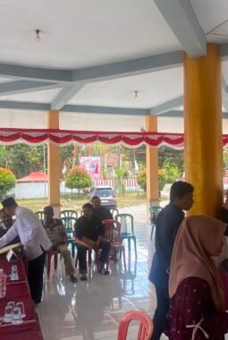 Verifikasi Berkas Calon Anggota BPD Desa Petung: Bukti Perempuan Siap Mendukung dan Membangun Pemerintahan Desa