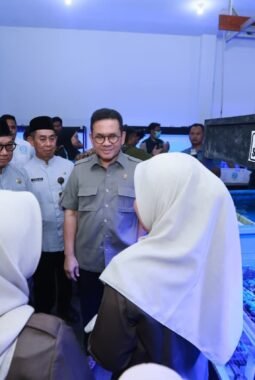 Mendag Lepas Ekspor Koral Hias Senilai 2.500 USD Hasil Budidaya Banyuwangi ke Amerika