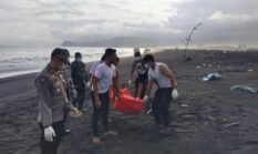 Warga Temukan Sesosok Mayat Laki-Laki di Kawasan Pesisir Pantai Kajaran Bades