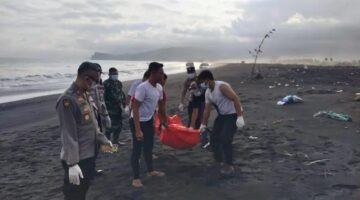 Warga Temukan Sesosok Mayat Laki-Laki di Kawasan Pesisir Pantai Kajaran Bades