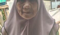Tanpa Sosialisasi, H Tuti Pemilik Warung Perabotan Di Pinggir Proyek Jalan Cisoka Cangkudu Melakukan Protes, Dirinya Minta Pemerintah Dan Pemborong Tanggung Jawab 