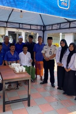Tingkatkan Pelayanan Kesehatan Kelompok Rentan, Lapas Kelas IIA Banyuwangi Bagikan Makanan Tambahan Bagi Warga Binaan Lansia