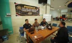 Keluarga Penumpang KM Virgo Transport 8 Mulai Datangi Posko di Pelabuhan Tanjung Perak
