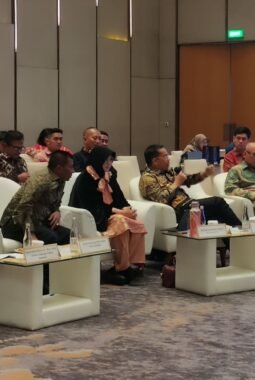 Wali Kota Probolinggo Paparkan Aksi Pengurangan Emisi dalam Dialog Transisi Energi di Jakarta