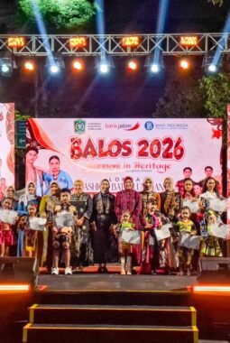 BALOS 2026 Membara! Bunda Indah Ajak Anak Muda Lumajang Bangga Pakai Batik dan Jaga Warisan Leluhur