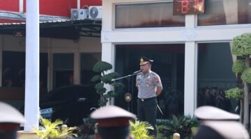 Kapolres Jember menerimanya pesan dalam progam Kapolri jenderal polisi,Dr(H.C)Sayudi Rio seto.S.I.K,.S.H.,M.Si.polisi bersama masyarakat