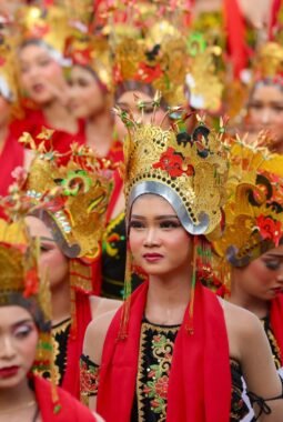 Gandrung Sewu Banyuwangi Kian Digandrungi, Ratusan Penari Berbagai Daerah di Indonesia Turut Ambil Bagian