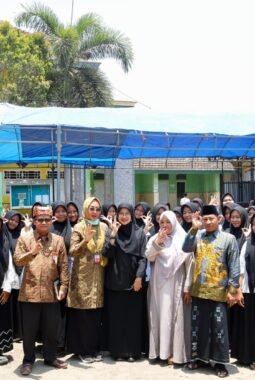 Sambut Hari Santri, Puluhan Ribu Santri Banyuwangi Ikuti Kegiatan Cek Kesehatan Gratis