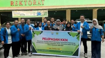 Siap Mengabdi dan Berkontribusi untuk Masyarakat, Fakultas Hukum Unitas Palembang Lepas Mahasiswa KKN ke Tiga Kelurahan