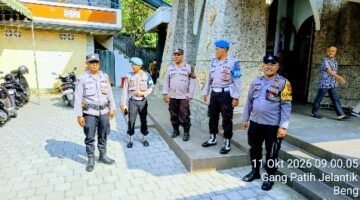 Polsek Gianyar Amankan Ibadah Minggu Di Gereja Ebenhaezer, Berlangsung Aman Dan Kondusif