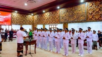 Dandim 1616/Gianyar Hadiri Pelantikan 26 Perbekel Serentak, Bupati Tekankan Tanggung Jawab dan Pelayanan Publik